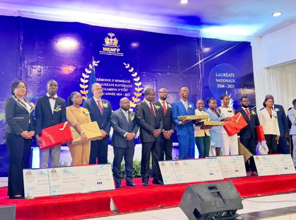 Hommage aux lauréats nationaux des examens d’État : l’excellence haïtienne célébrée à l’Hôtel Montana