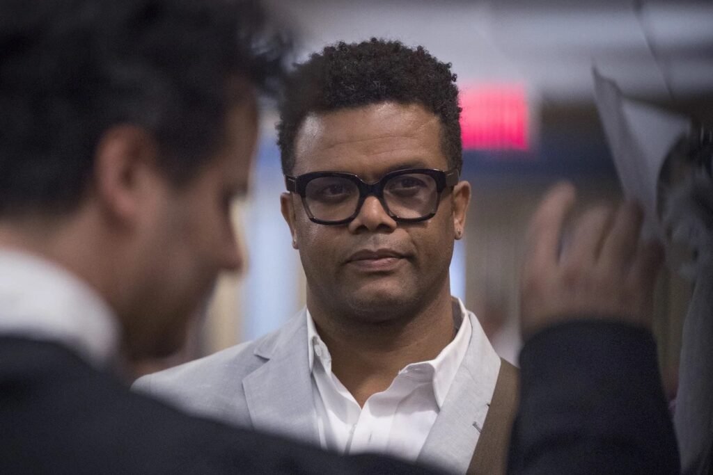 Luck Mervil condamné à deux ans de prison au Canada pour agression sexuelle
